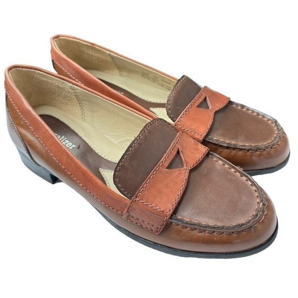 Naturalizer Loafers sizr 6.5 Two Tone Brown Leather Slip On Comfort Shoe Classic - Picture 2 of 8
